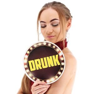 ‘Drunk’ Circular UV Printed Word Board Photo Booth Sign Prop