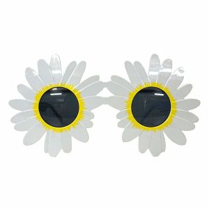 Pretty White Daisies Sunglasses