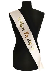 Champagne With Gold Foil ‘Hen Party’ Sash