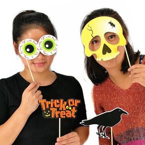 Ready Made ‘Trick Or Treat’ Halloween Props On Sticks