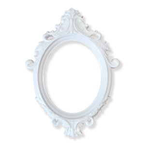 Lightweight Antique Look Plastic Posing Frame – White Large Oval